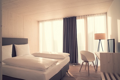 Zimmer Hotel Klingenstein mit Bett